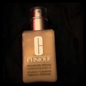 Clinique dramatically moisturizing lotions
